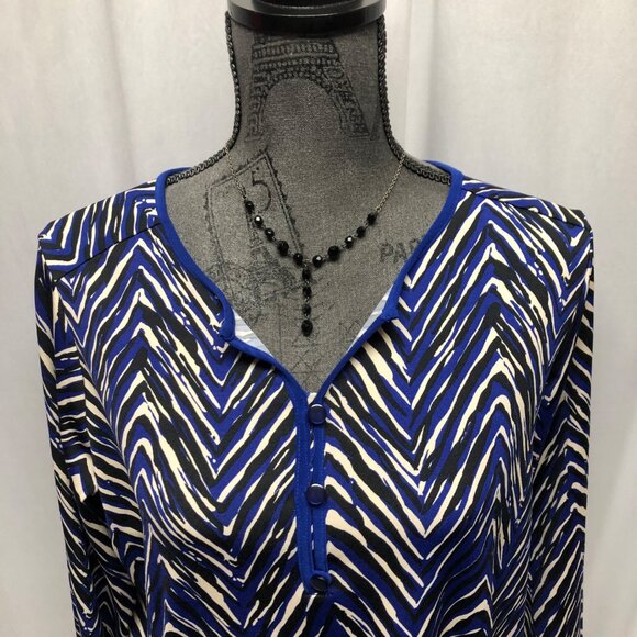 Notations Top Womens Size Medium Blue White Zebra Print Stretchy V-Neck Blouse - Picture 2 of 8